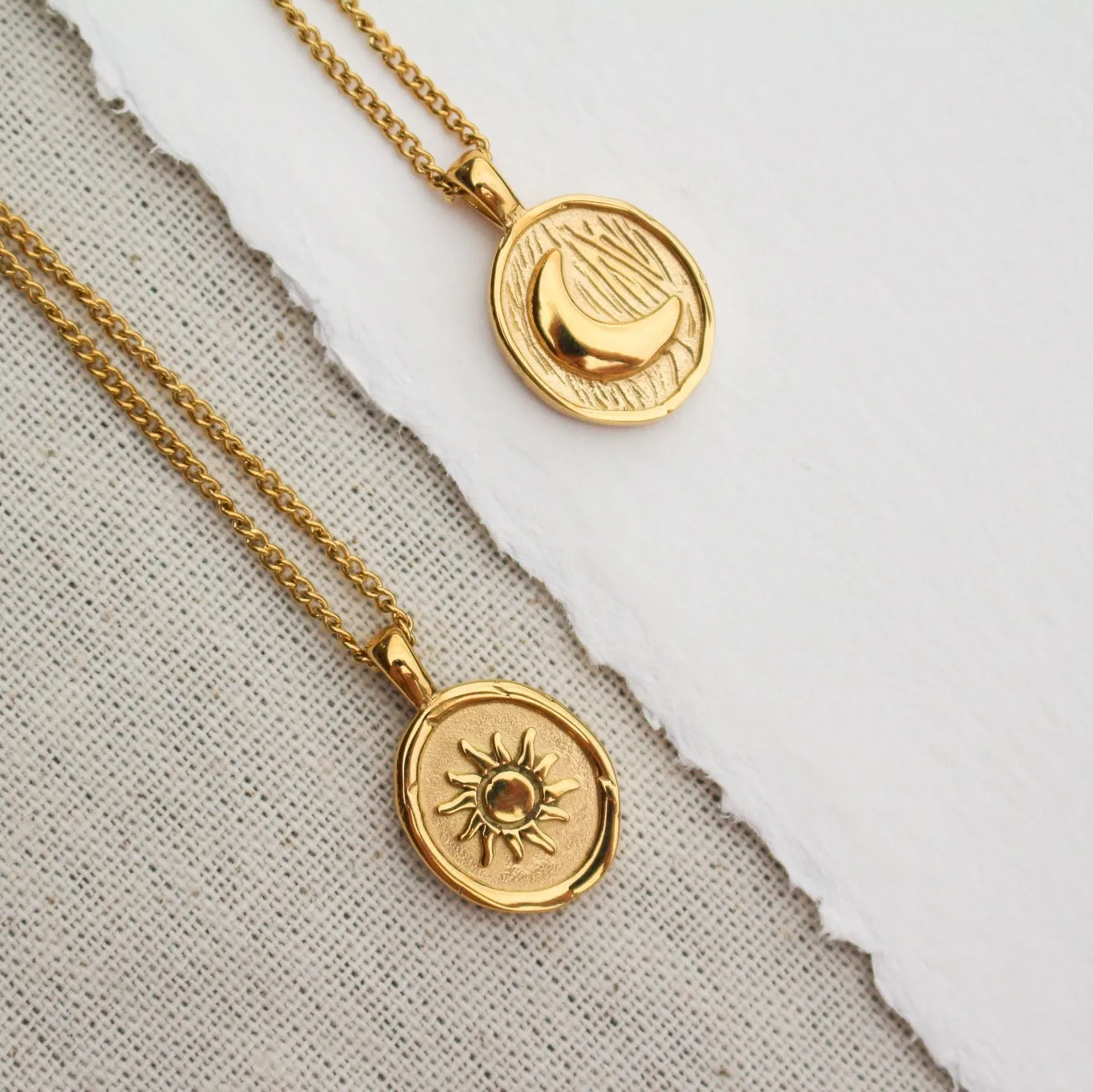 Birth Flower Necklace - 레트로 방수 스테인리스 스틸 해와 달