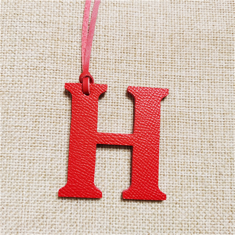 도매 럭셔리 정품 가죽 D E F G H 초기 자본 영 - Monogram Keychain Leather 리뷰 및 가격